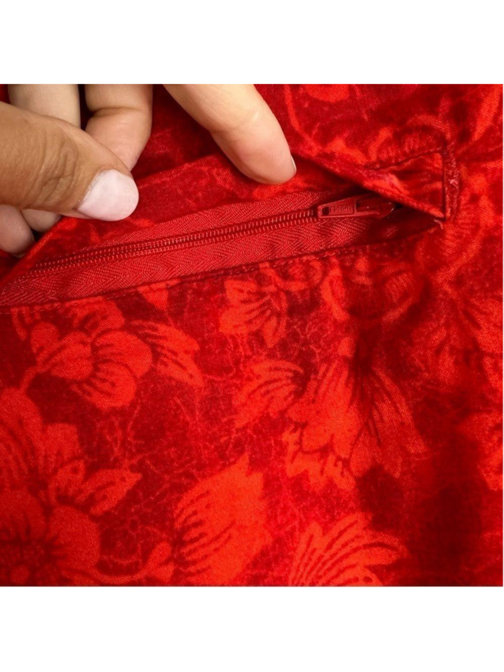 Vintage 90s Lauren Ralph Lauren red floral print mid thigh cotton shorts 6 - Picture 8 of 10